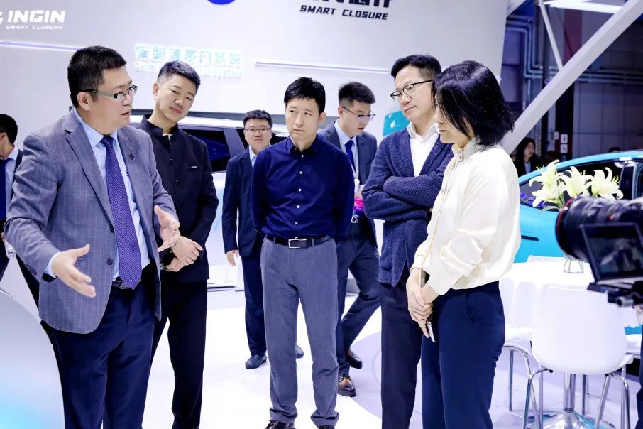 恩井智控再赴2025上海车展：以AI为帆，开拓汽车智能进出新航线(图4)